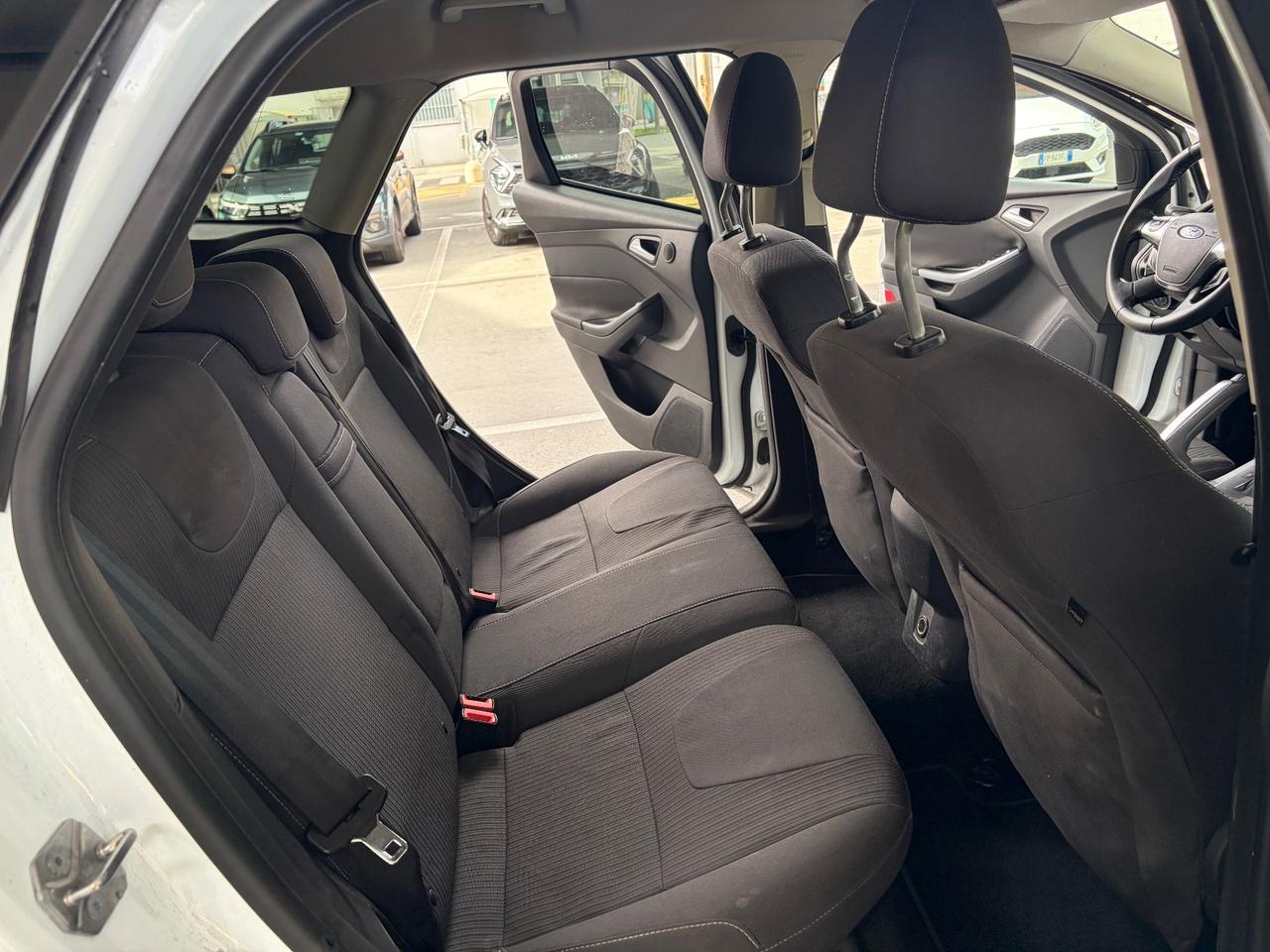 Ford Focus 2.0 TDCi 115 CV Powershift Titanium