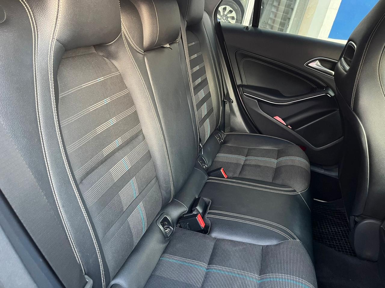 Mercedes-benz CLA 200 d S.W. Automatic Premium