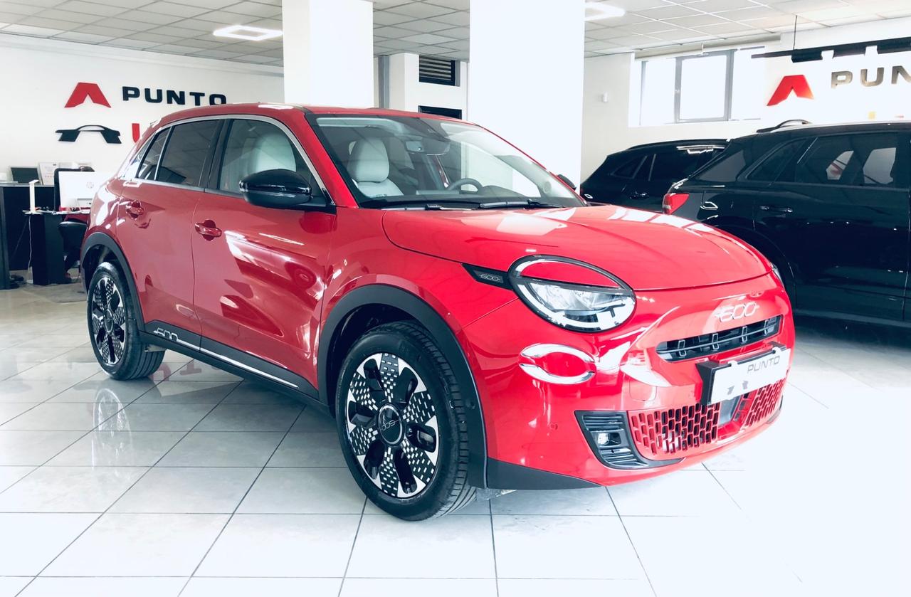 Fiat 600 Hybrid 100 CV DCT MHEV La Prima