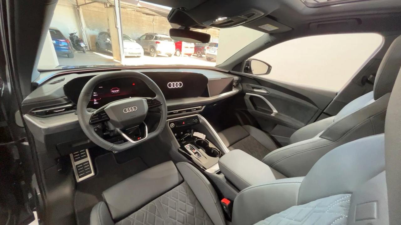 Audi Q5 TDi 150 kW mHEV+ S tronic quattro Launch edition line
