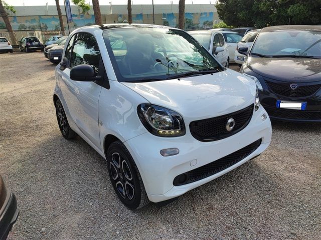 SMART ForTwo 1.0 T.amic CARPLAY,CRUISE,CERCHI LEGA,CLIMA