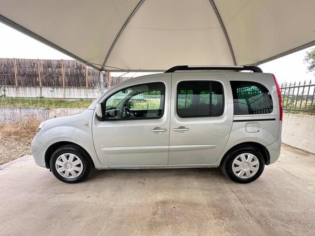 RENAULT Kangoo BENZINA/GPL 5 POSTI CAMBIO AUTOMATICO NAVIGATORE