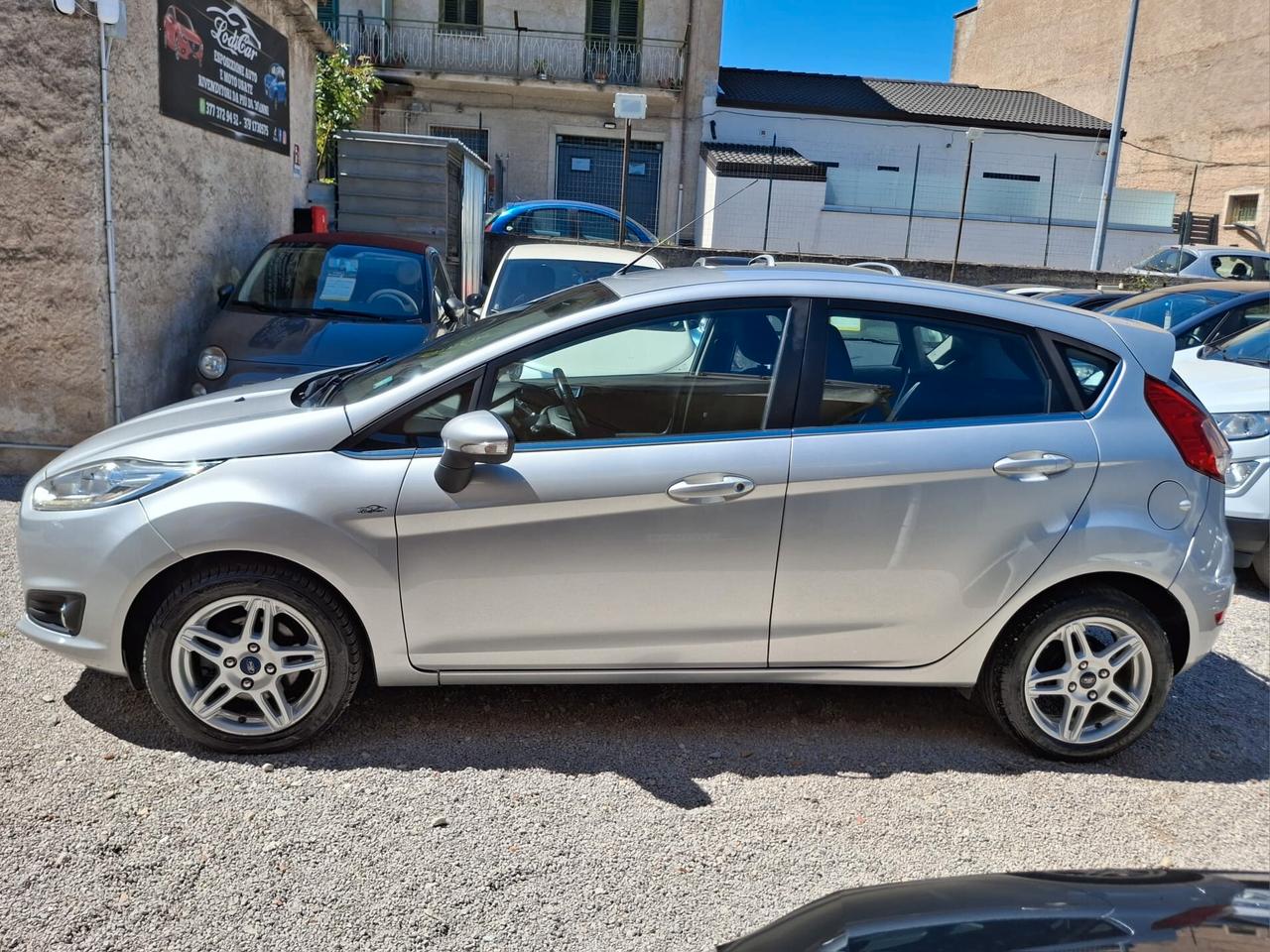 Ford Fiesta 1.5 TDCi 75CV 5 porte Titanium