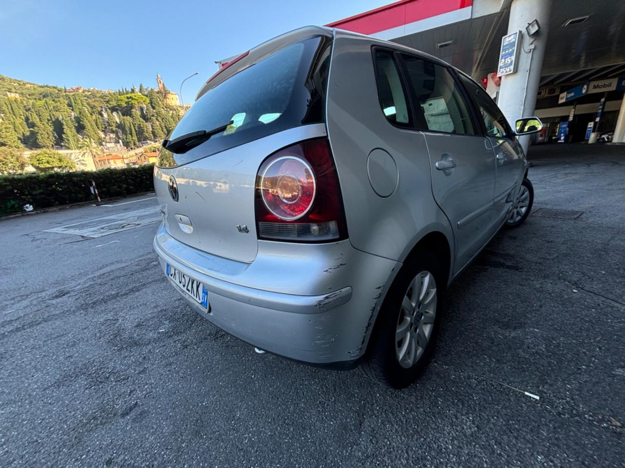 Volkswagen Polo 1.4/75CV 16V 5p. Sportline