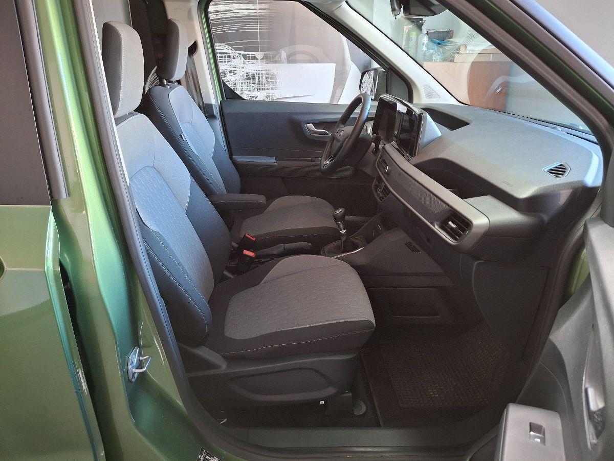 FORD - Tourneo Courier - 1.0 EcoBoost Titanium