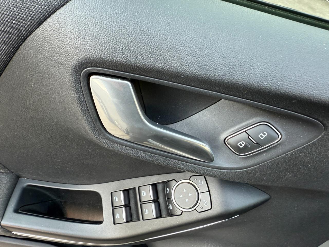 Ford Puma 1.0 EcoBoost Hybrid 125 CV S&S Titanium X