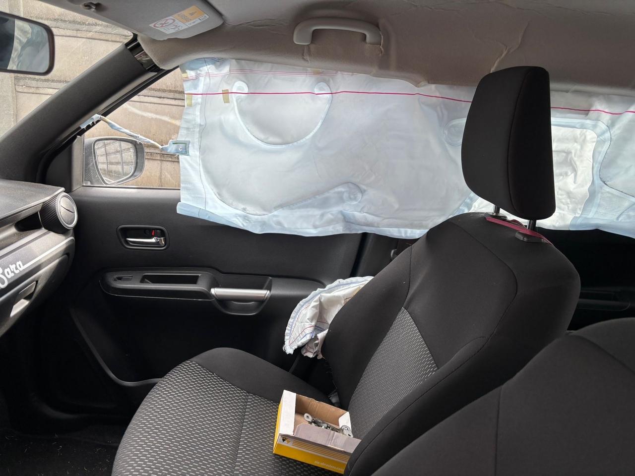 Suzuki Ignis 1.2 Hybrid Top