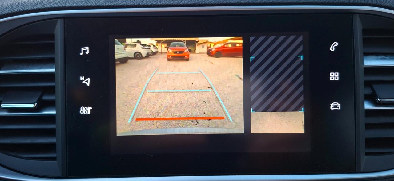 Peugeot 308 1.2 e THP Allure