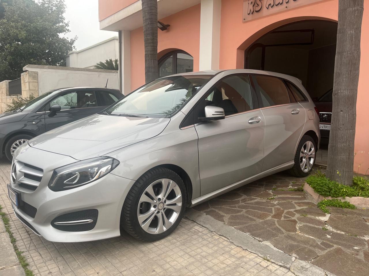 Mercedes-benz B 180 B 180 d Automatic Sport