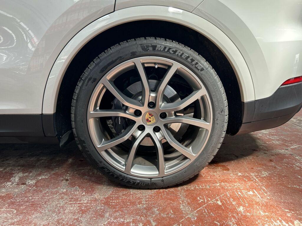 Porsche Cayenne Coupe 3.0 E-Hybrid Tiptronic