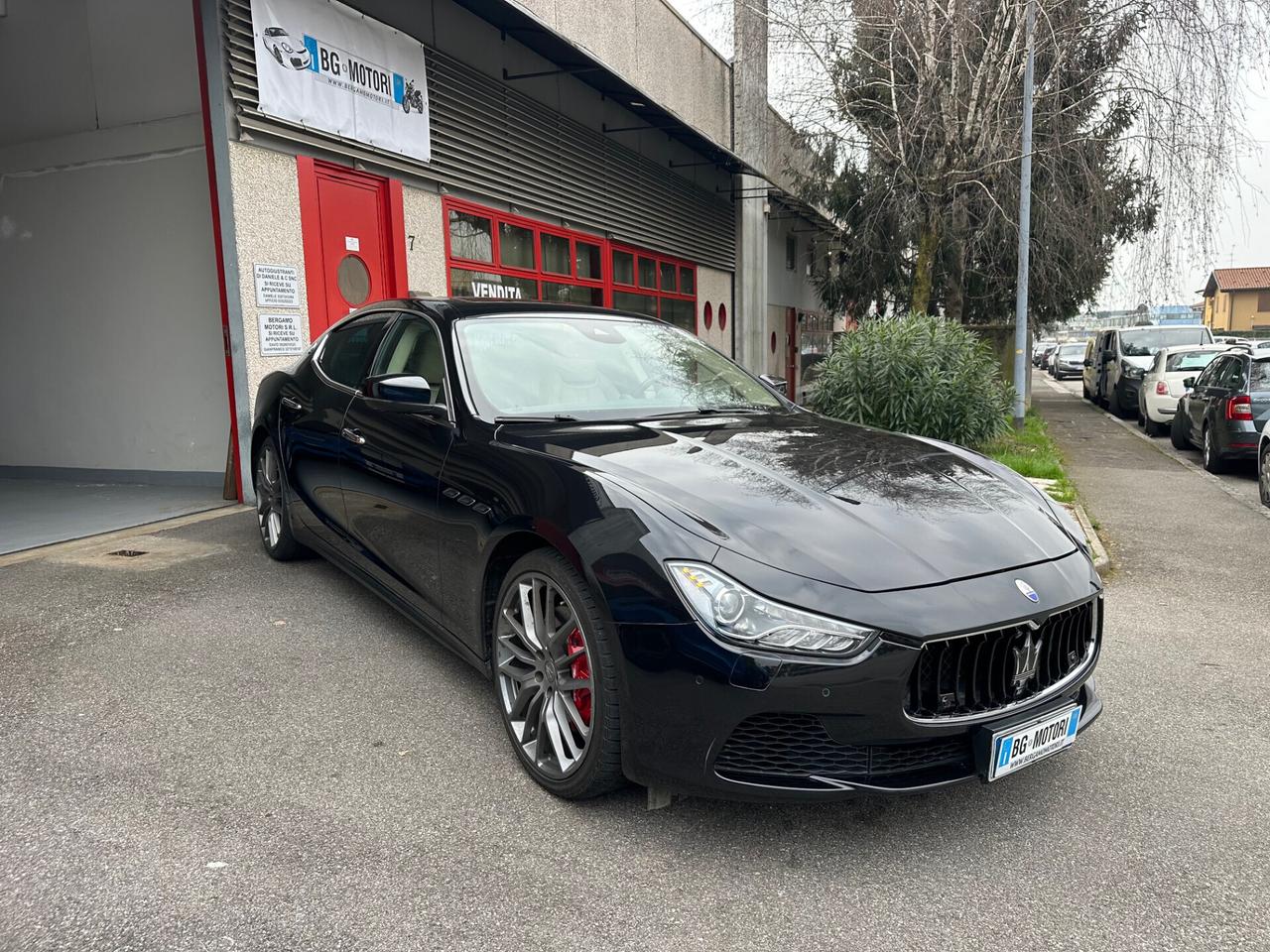 Maserati Ghibli V6 S Q4 tetto