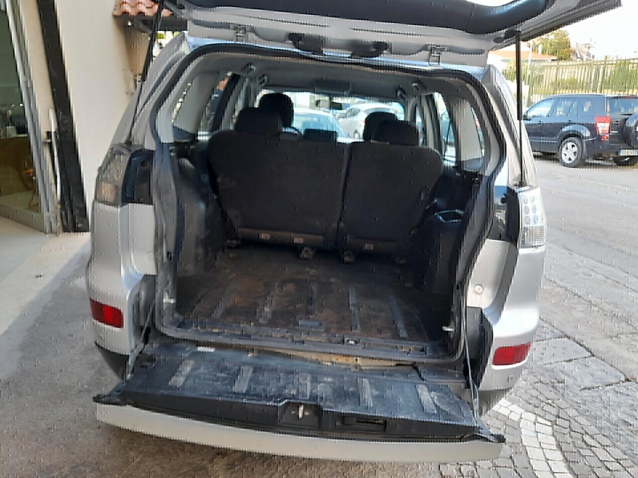 Mitsubishi Outlander 2.0 4X4