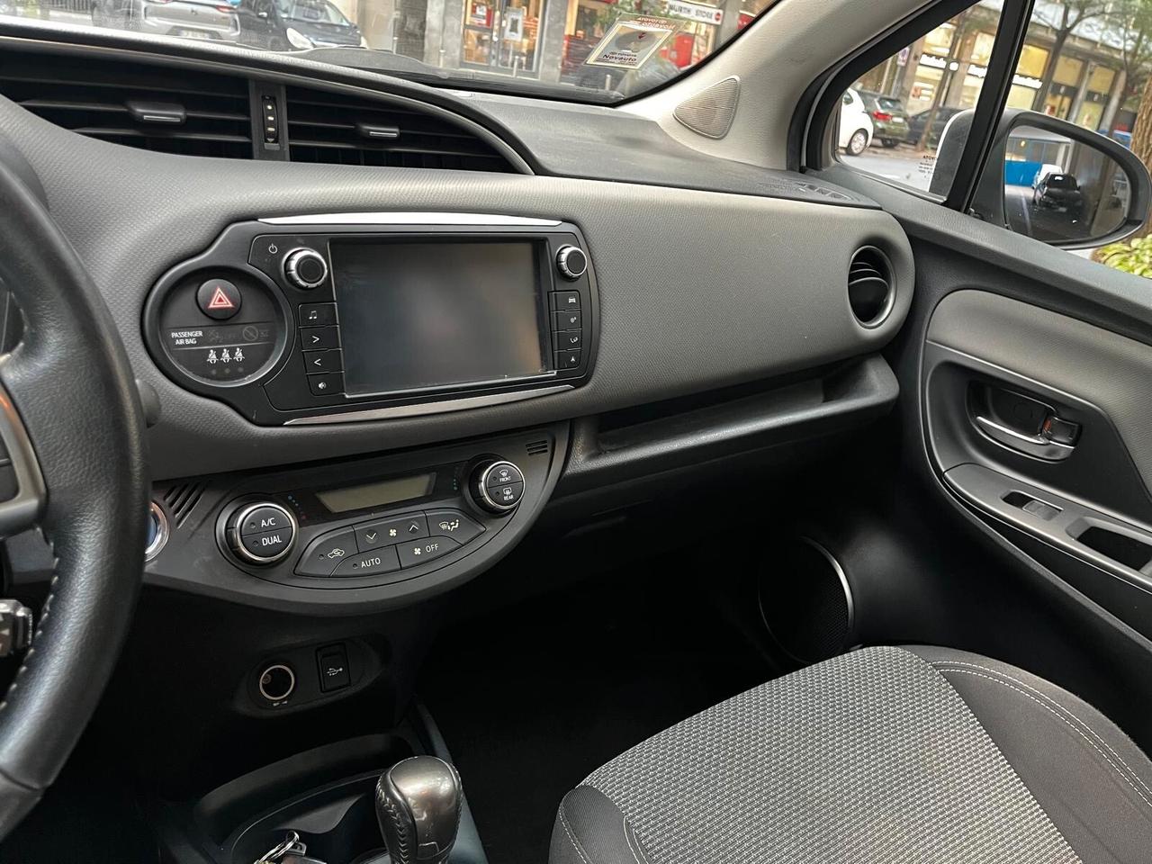 Toyota Yaris 1.5 Hybrid 5 porte Active