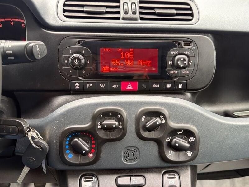 FIAT Panda 0.9 twin air turbo natural power 84cv benzina/metano