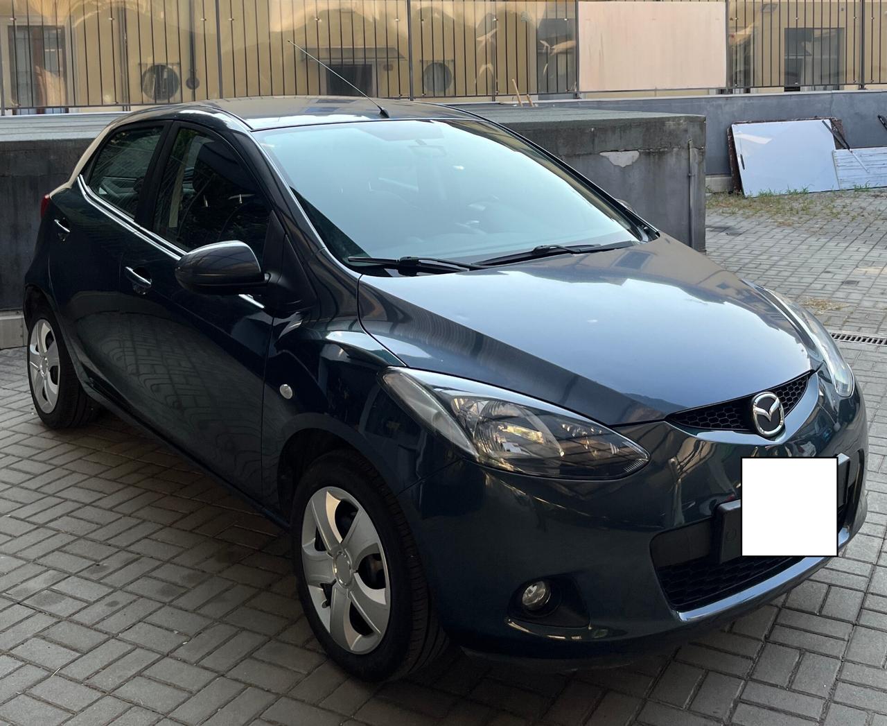 MAZDA 2 - 1.3 BENZINA - 5 PORTE - ANCHE PER NEOPATENTATI - UNICO PROPRIETARIO