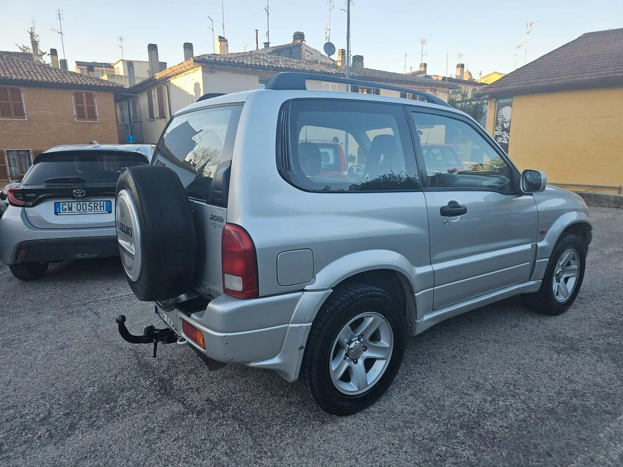 SUZUKI GRAN VITARA 2.0 TURBO DIESEL 3 PORTE 16 VALVOLE 4WD