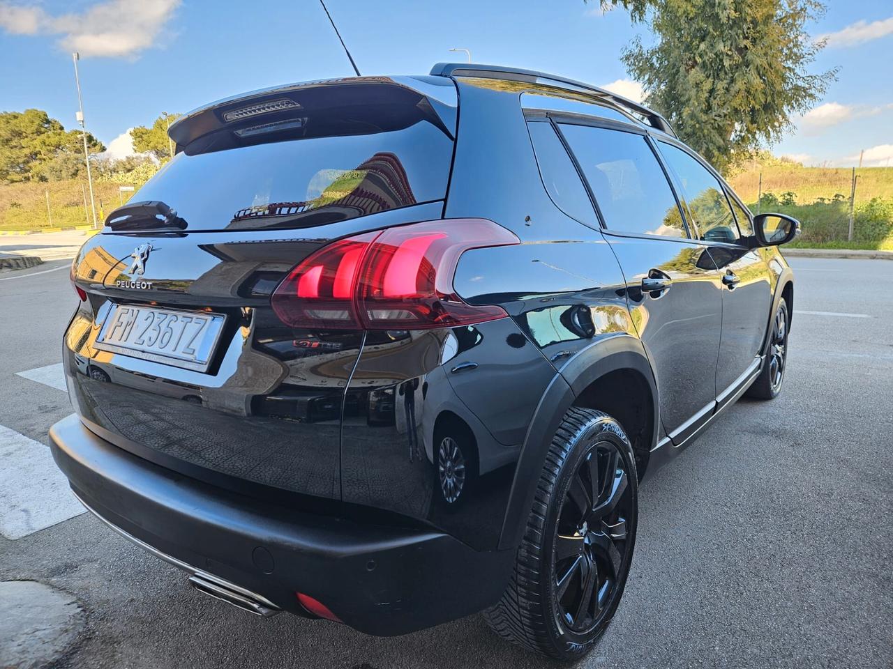 Peugeot 2008 GTline 1.6 bluehdi 120cv