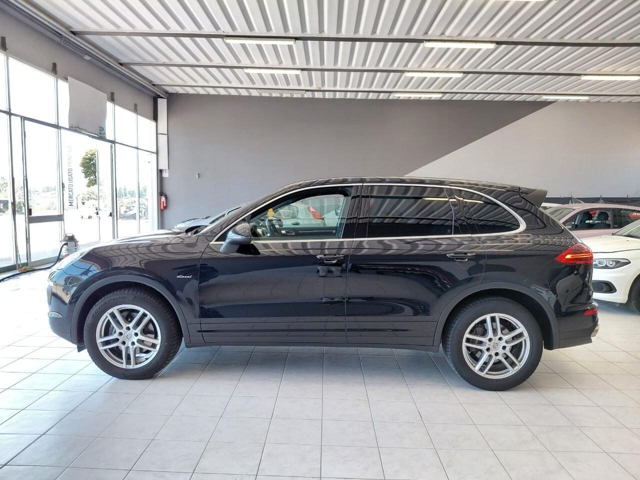 Porsche Cayenne 3.0 Diesel KM 157.000