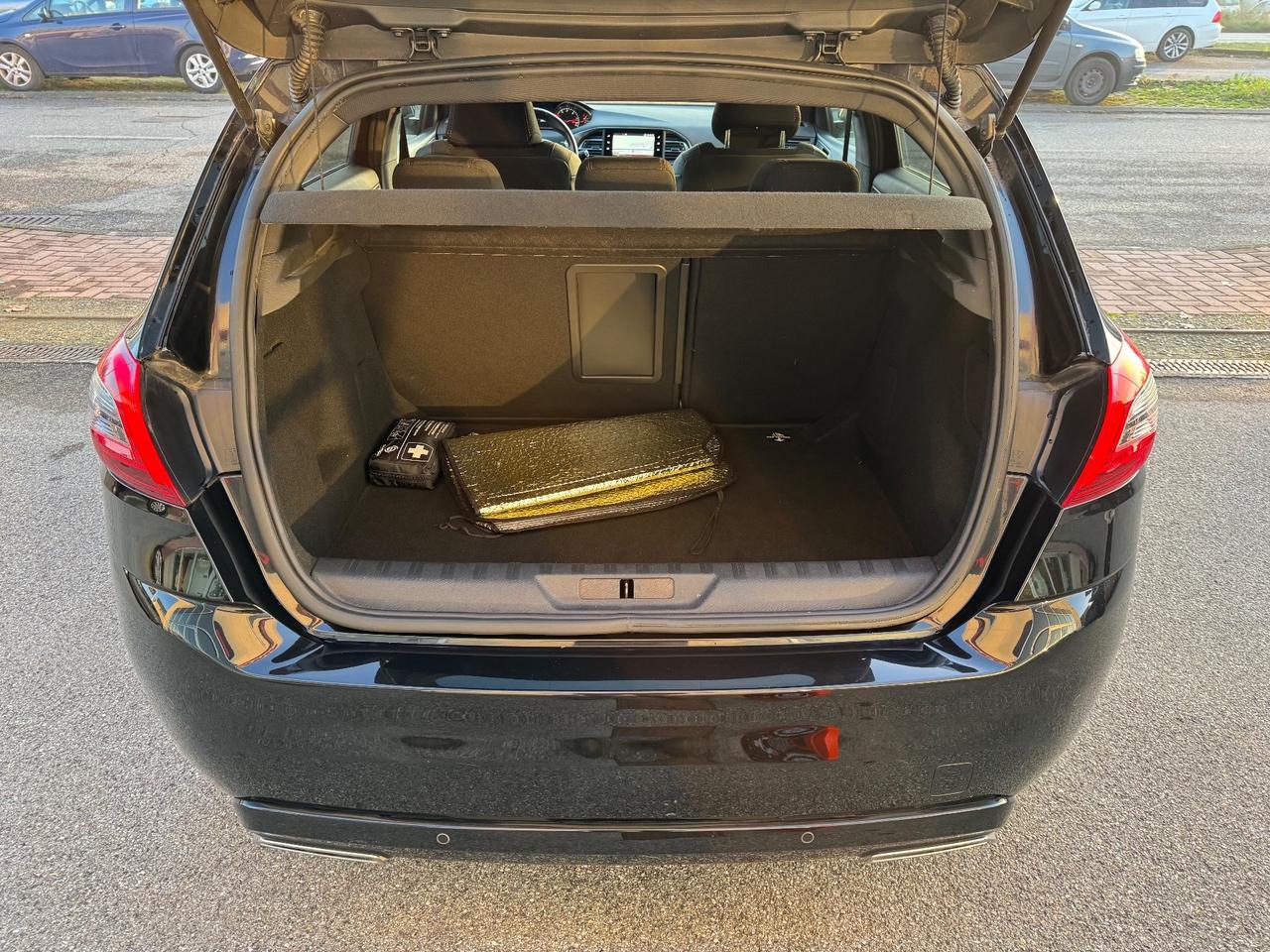 Peugeot 308 1.5 Blue-HDi GT Line Euro 6D