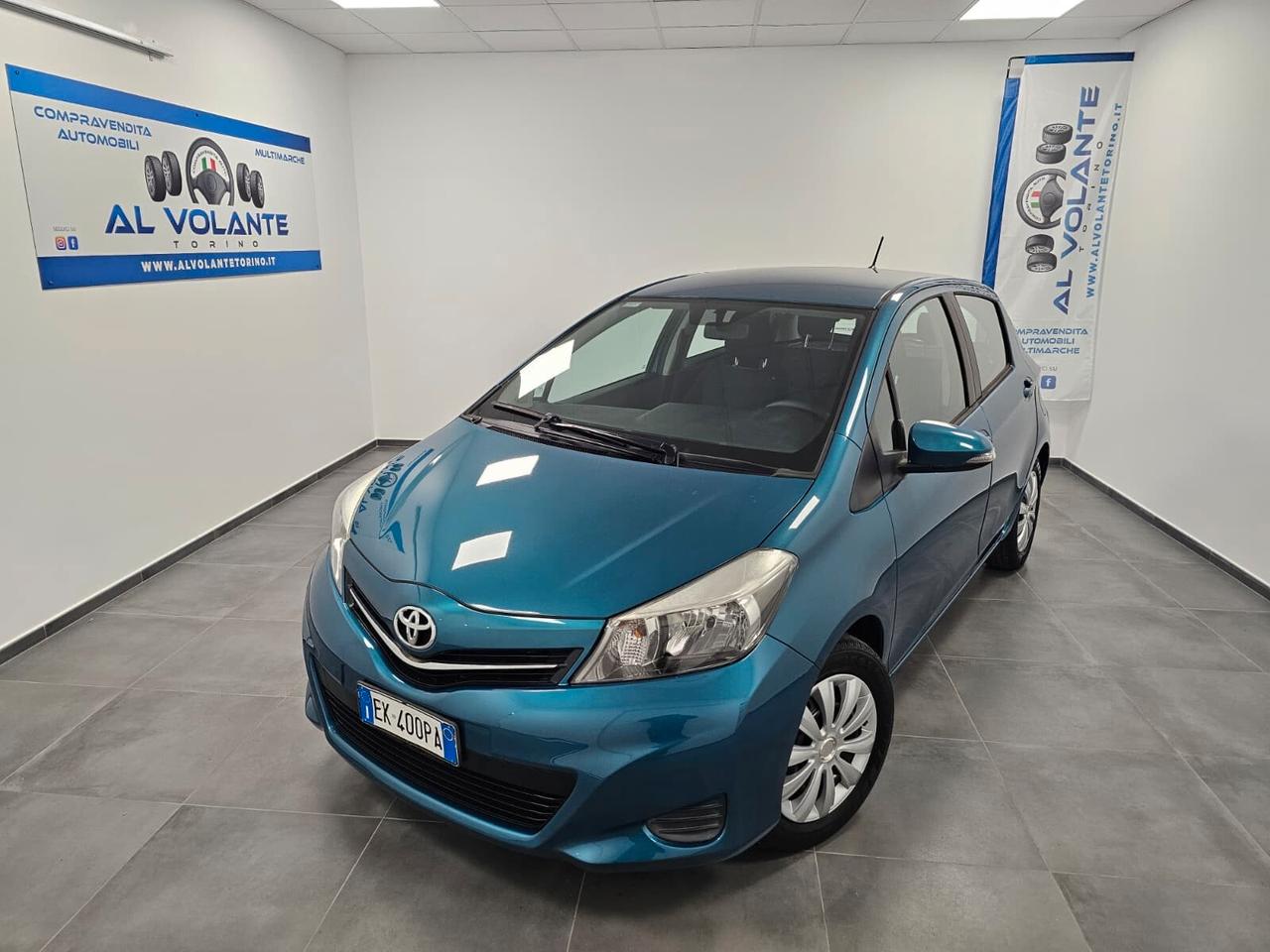 Toyota Yaris 1.0 5 porte Active - NeoPatentati