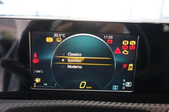 MERCEDES-BENZ A 180 d Automatic Business Extra Uniprop. Certificata