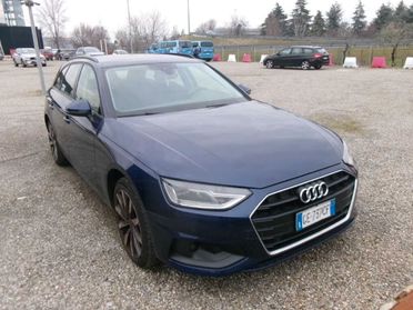 Audi A4 Avant 40 g-tron S tronic Business - 2021