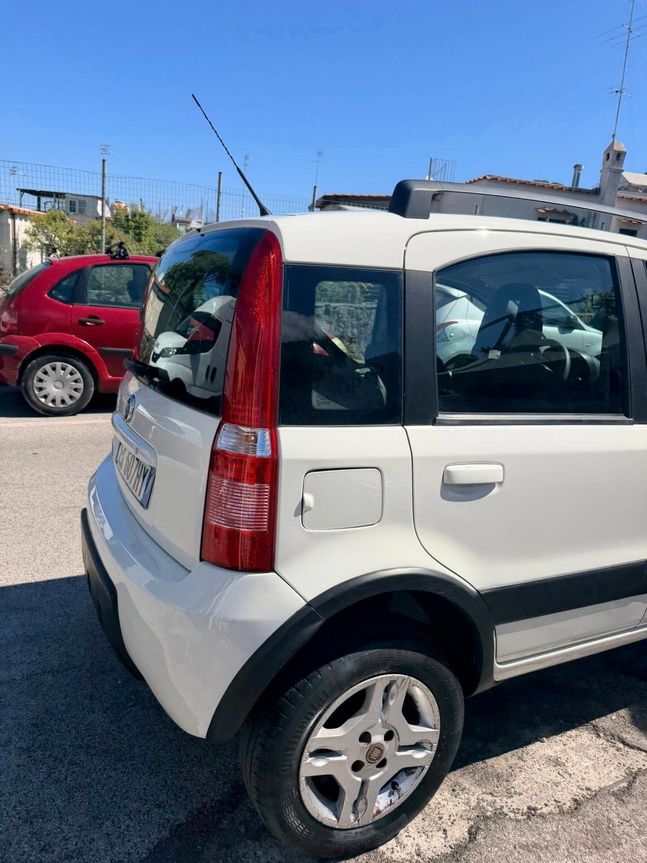 Fiat Panda 1.3 MJT 16V DPF 4x4 Climbing