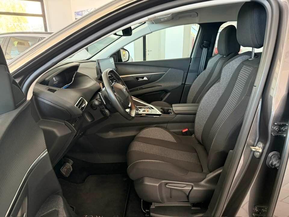 Peugeot 3008 BlueHDi 130 S&S EAT8 Active Business