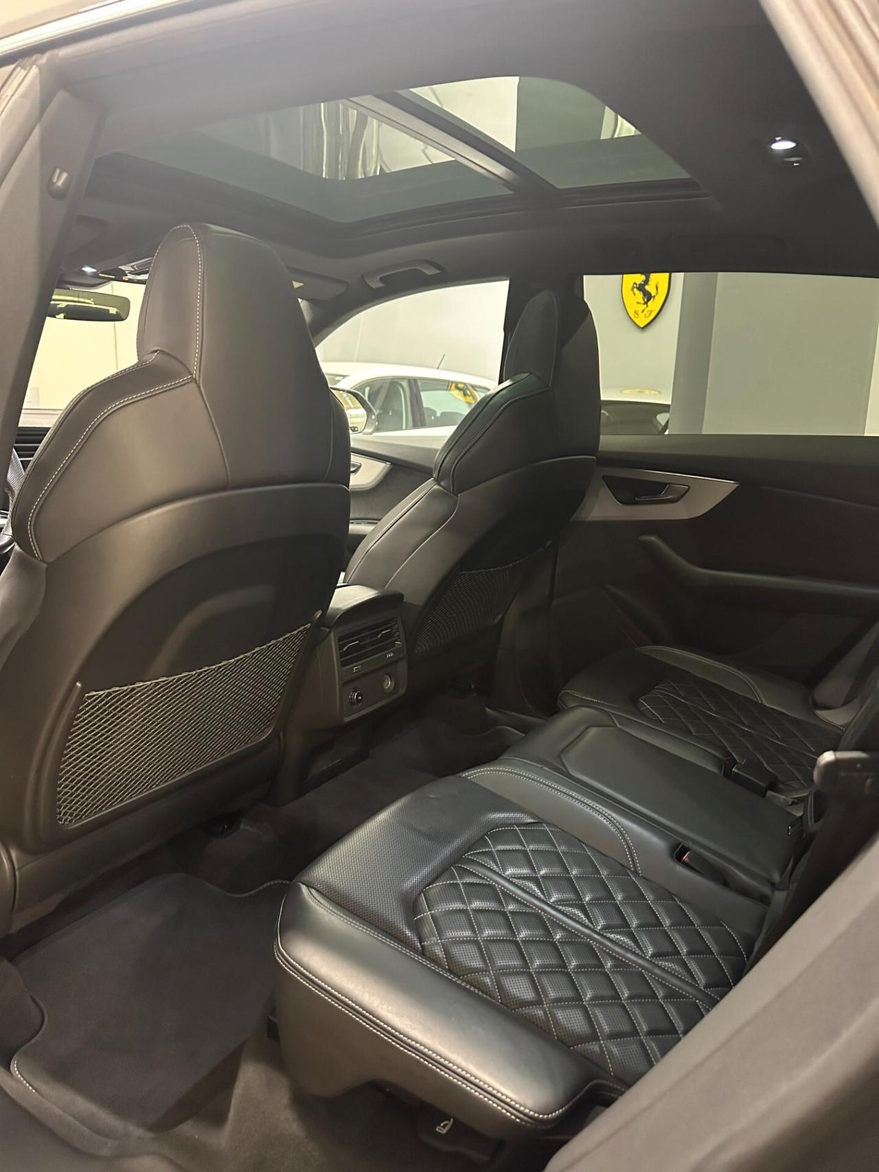 Audi Q8 55 TFSI Sport Versione RS