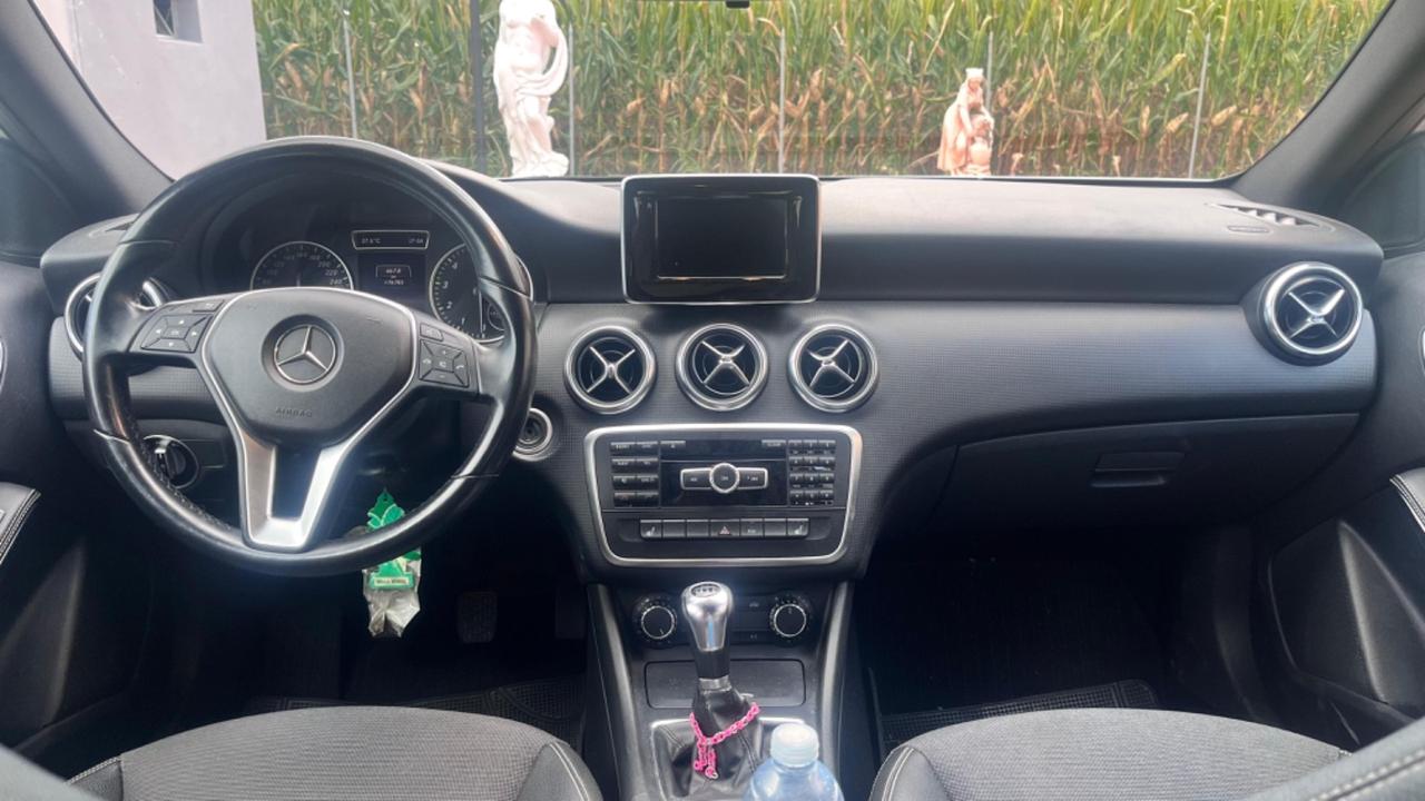 Mercedes-benz A 180 Premium