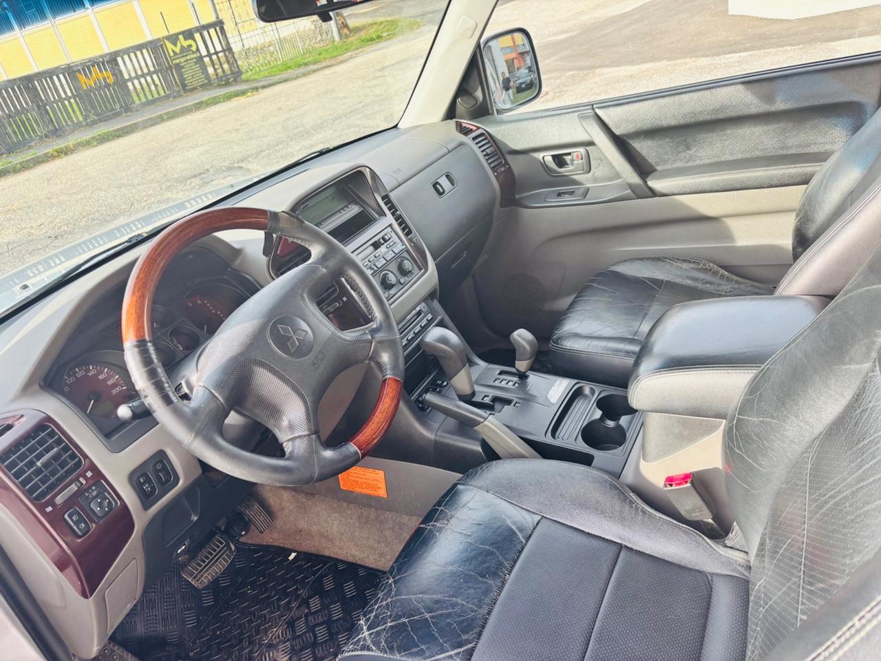 Mitsubishi Pajero 3.2 16V DI-D 3p. GLS