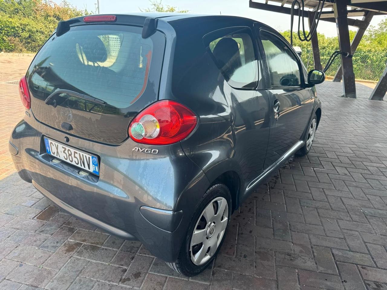 Toyota Aygo 1.0 12V VVT-i 3 porte Sol