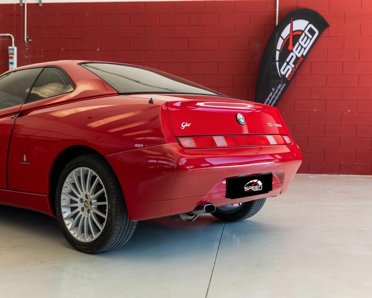 Alfa Romeo 2.0 Twin Spark 150 CV – Basso chilometraggio - Rosso Alfa