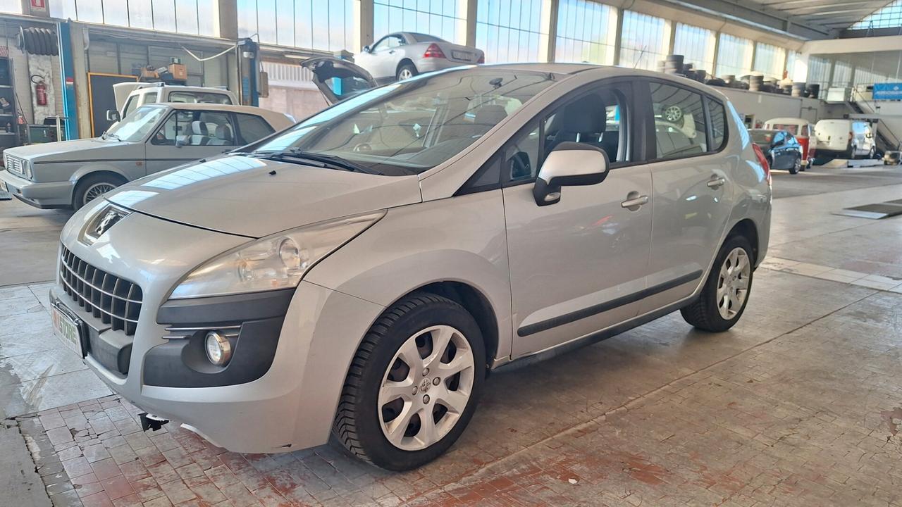 Peugeot 3008 1.6 HDi 115CV Business