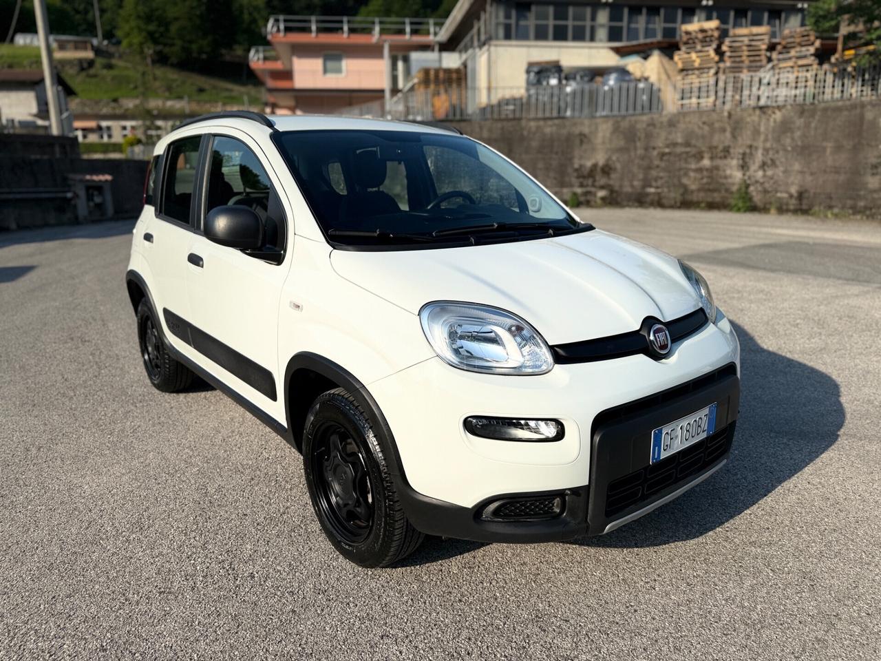 Fiat Panda 0.9 TwinAir Turbo S&S 4x4 Wild 6.900km +GANCIO TRAINO
