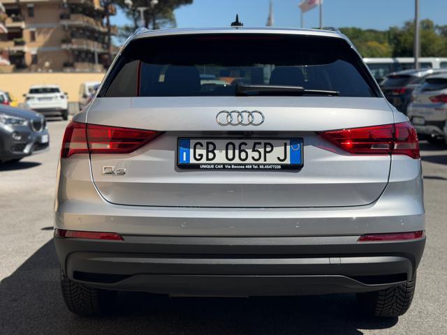 AUDI Q3 35 TDI S tronic Business Advanced SPORT