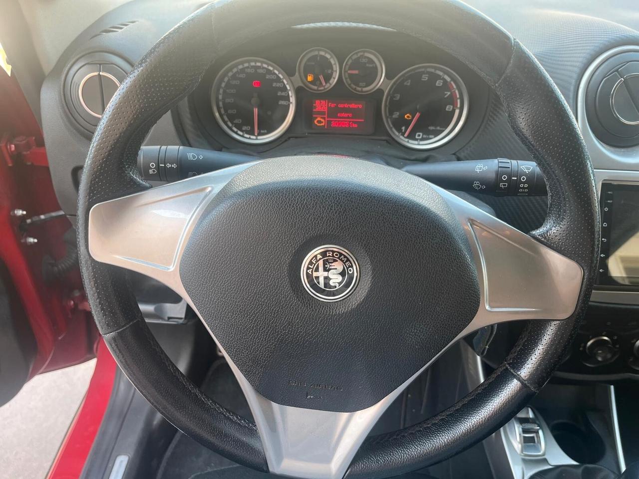 Alfa Romeo MiTo 1.4 T 120 CV Distinctive Premium Pack