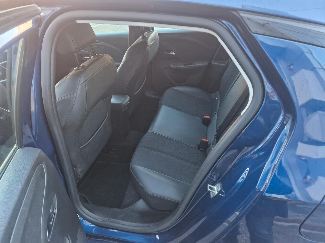 Opel Corsa 1.2 Elegance