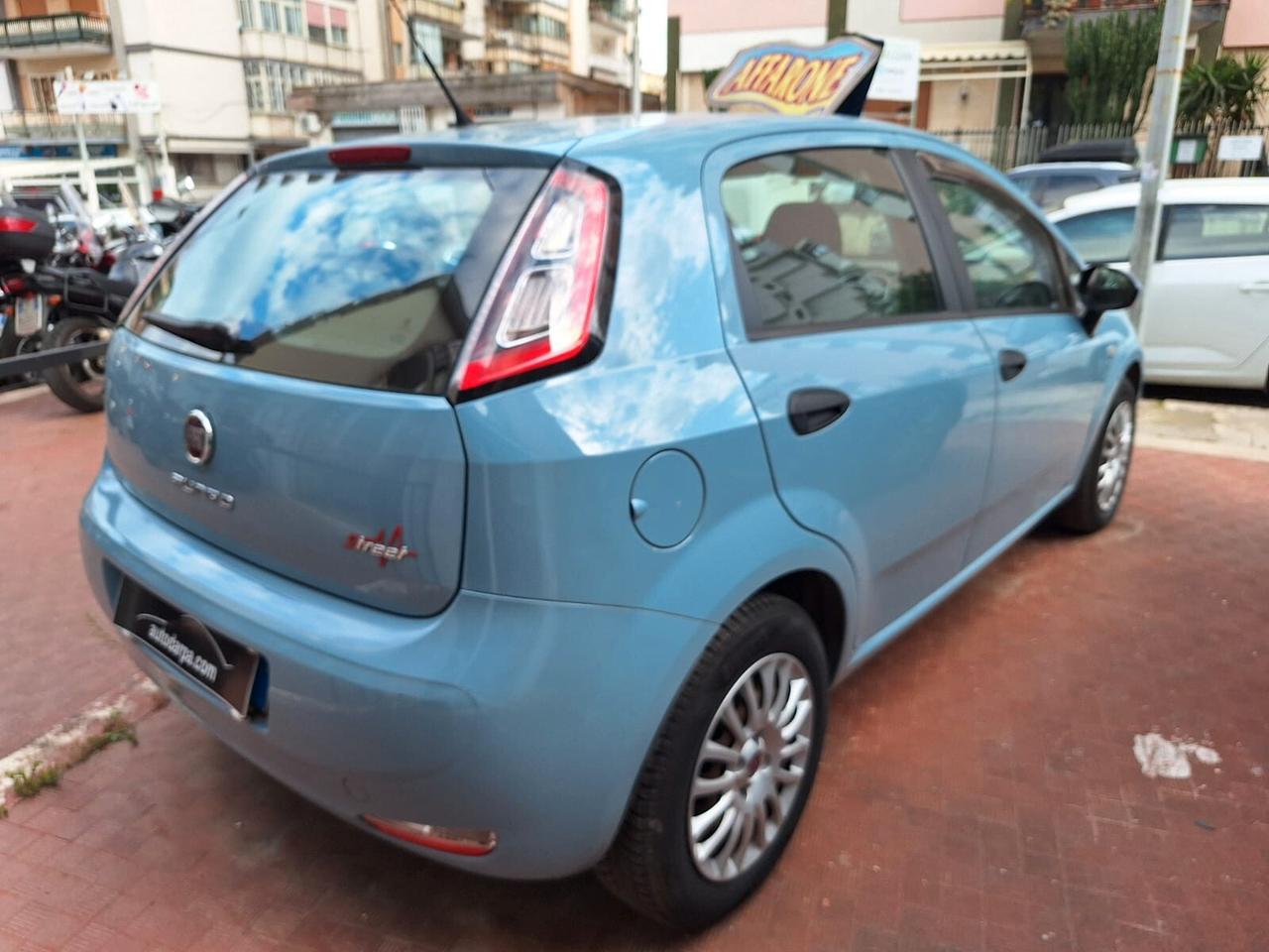 Fiat Punto 1.3 MJT II 75 CV 5 porte Street