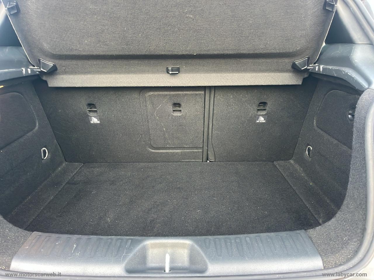 MERCEDES-BENZ A 180 Sport