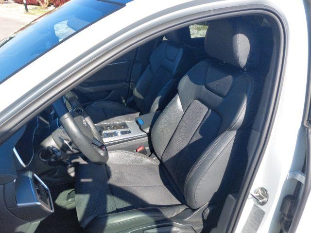 AUDI A6 Avant 40 2.0 TDI quattro ultra S tronic S line