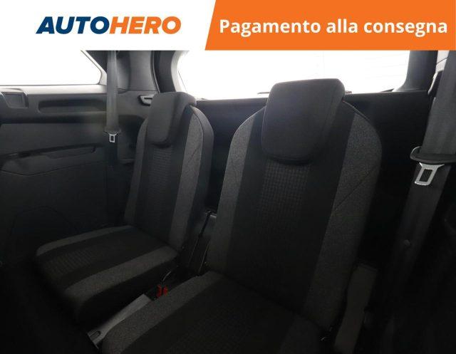 PEUGEOT 5008 PureTech Turbo 130 S&S EAT8 Active Pack
