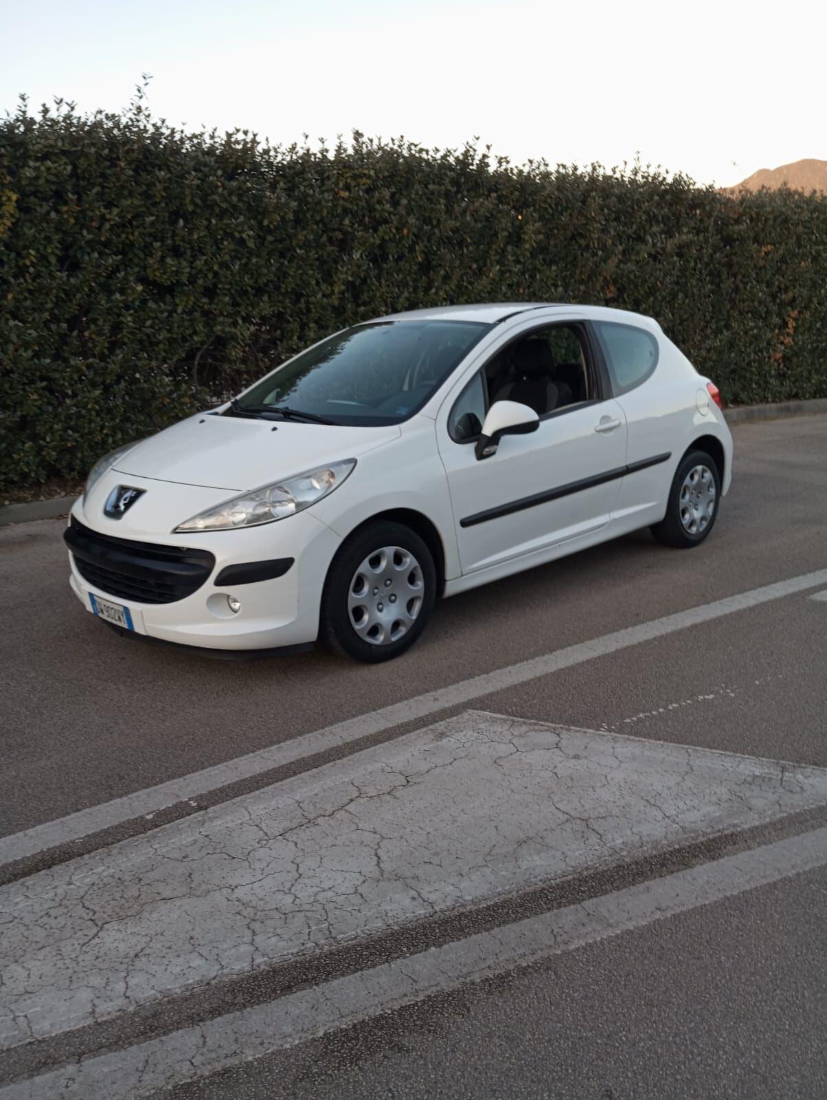 Peugeot 207 1.4 8V 75CV 3p. Energie Sport ECO GPL