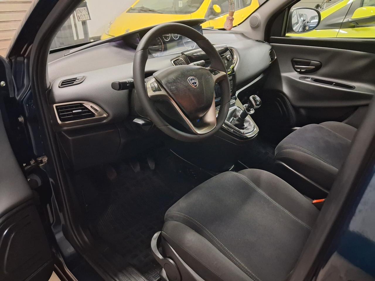 Lancia Ypsilon 1.2 69 CV 5 porte GPL Ecochic 30th