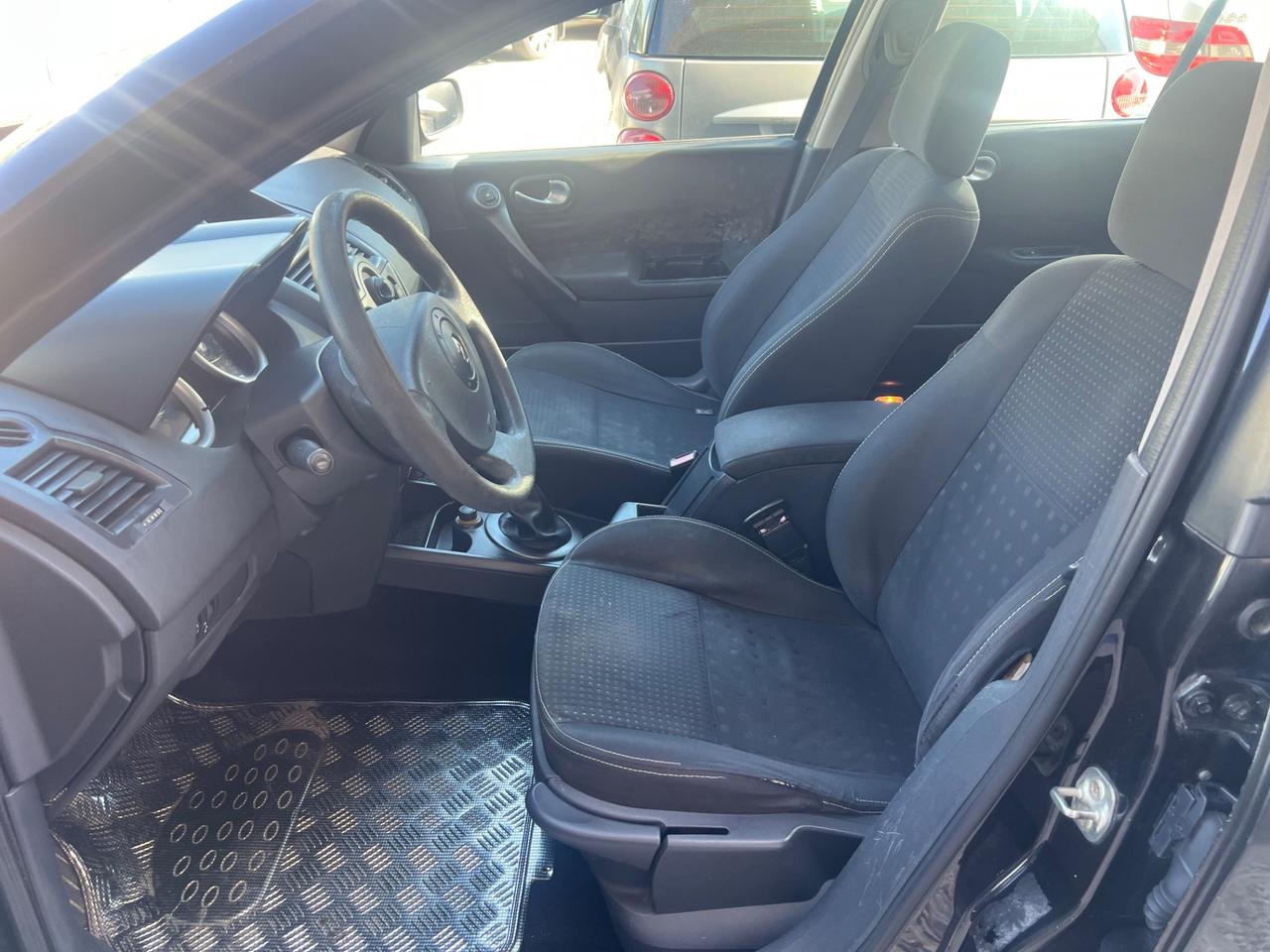 Renault Megane Mégane 1.5 dCi/100CV 5 porte Confort Authentique