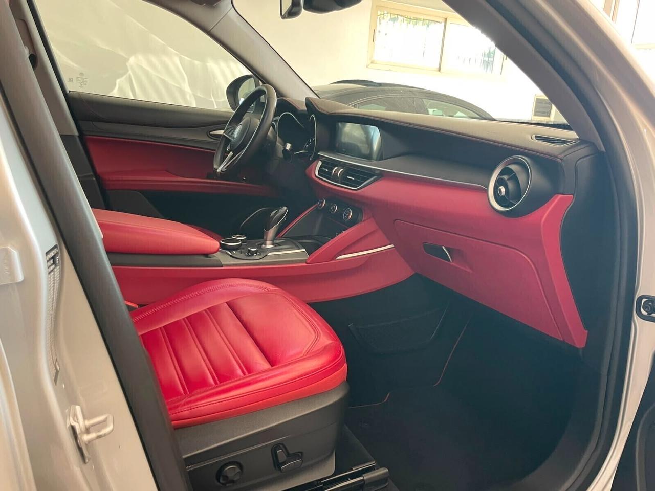 Alfa Romeo Stelvio 2.2 Turbodiesel 210 CV AT8 Q4 Executive