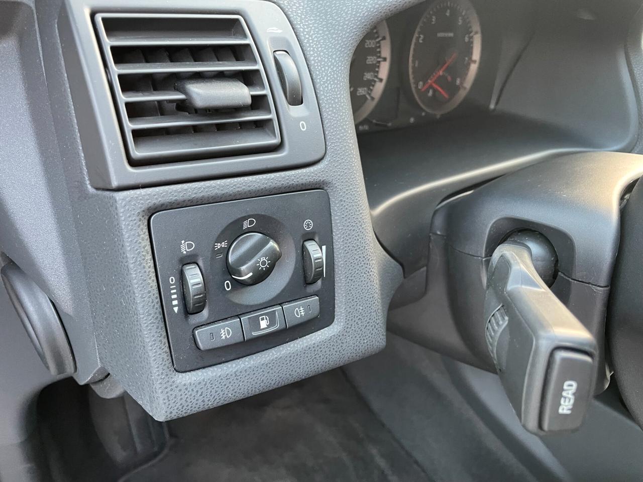 Volvo V50 1.6 16V cat Summum
