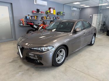 Alfa Romeo Giulia 2.2 Turbodiesel 180 CV Business Sport