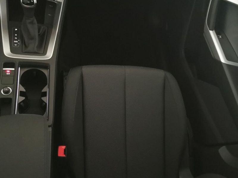 Audi Q3 35 2.0 tdi Business Advanced s-tronic