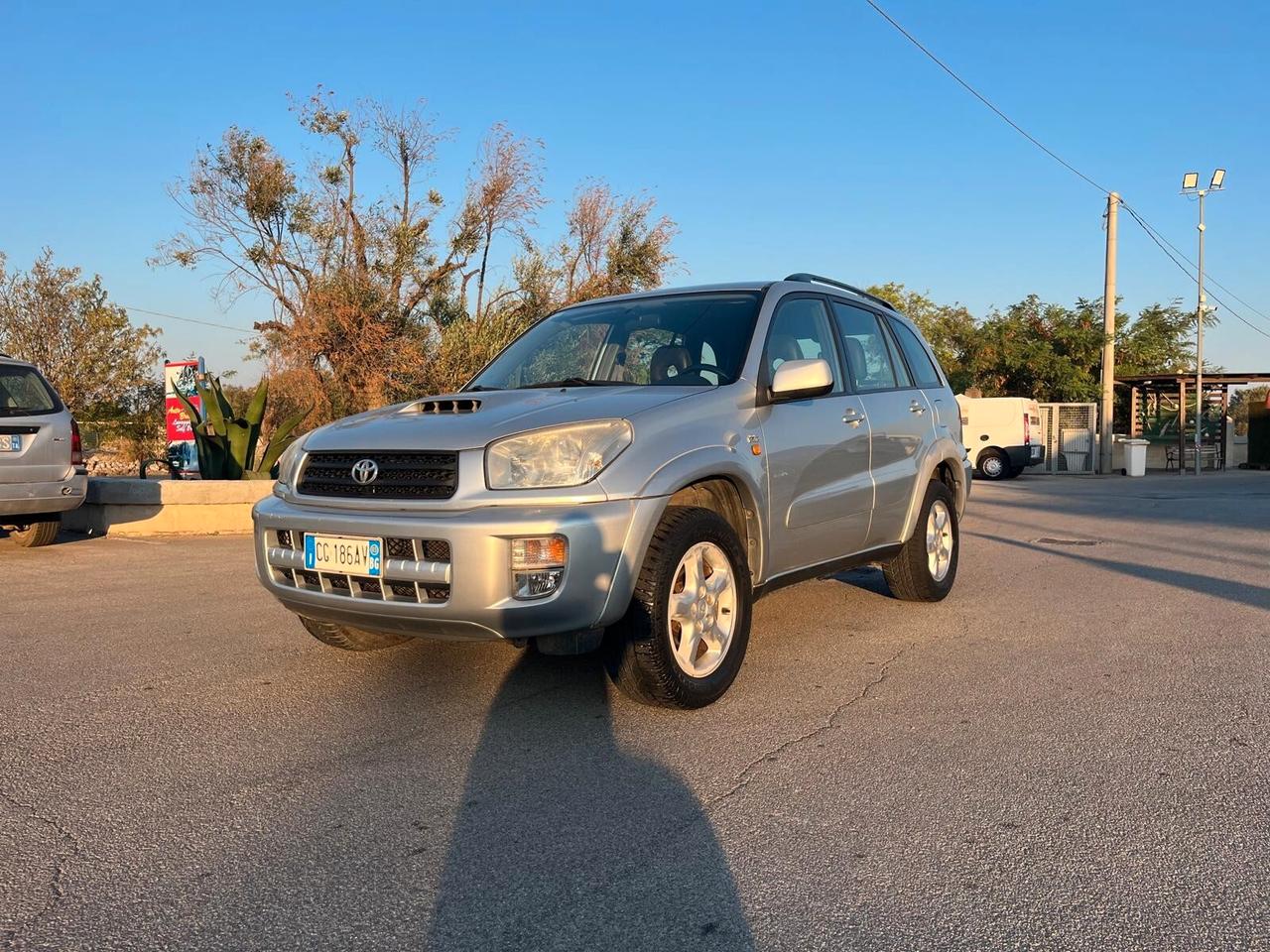 Toyota RAV 4 RAV4 2.0 Tdi D-4D cat 5 porte Sol